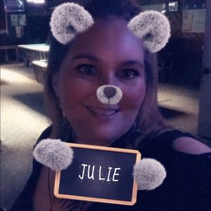 Meet your Posher, Julie